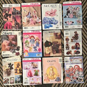 Lot of 12 Vintage Sewing Patterns Stuffed Animals Toys Dolls - 11 UNCUT/1 CUT